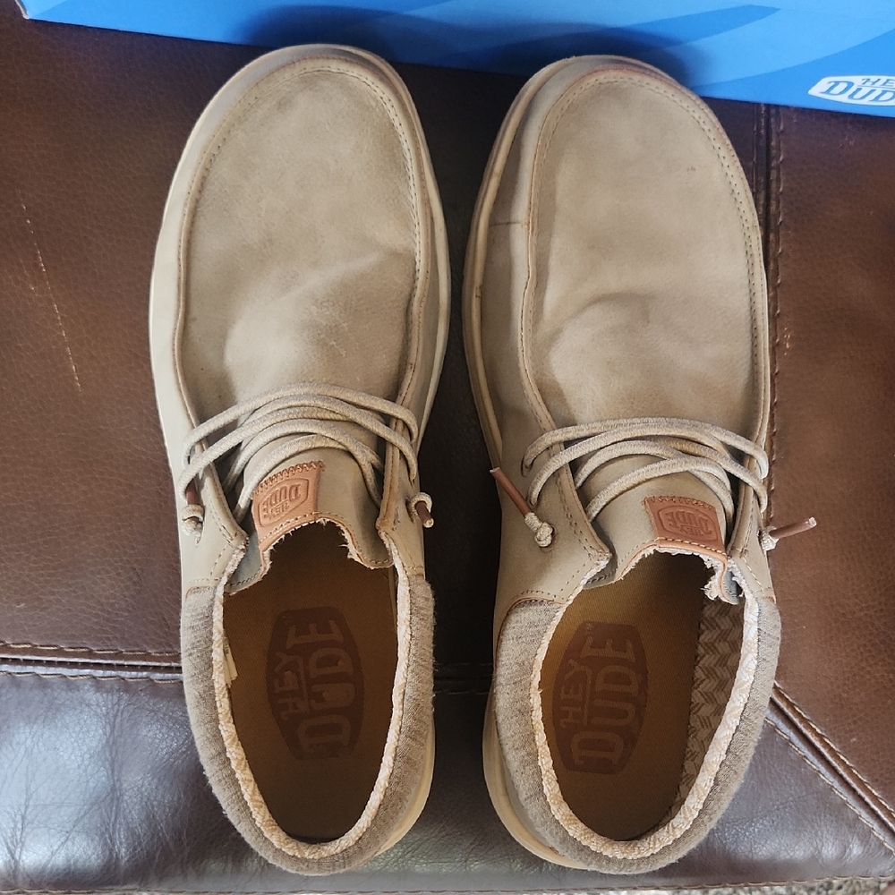 Hey Dude Men's Beige Loafers